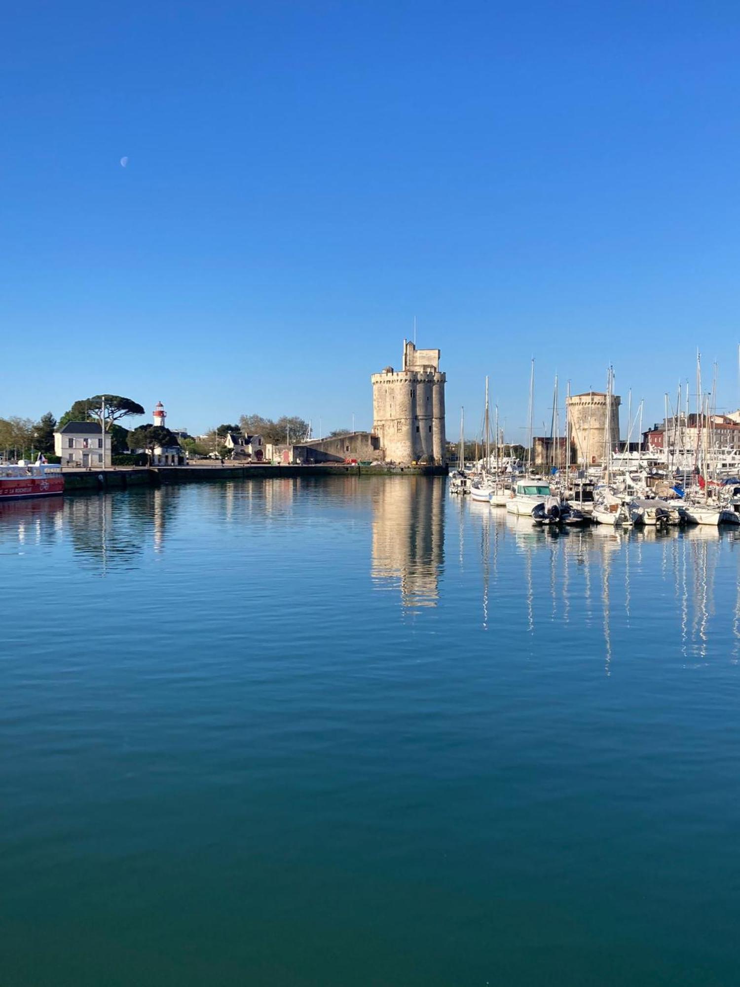 Maison De Vacances Entiere A 10 Mn De La Rochelle Dompierre-sur-Mer Exteriör bild