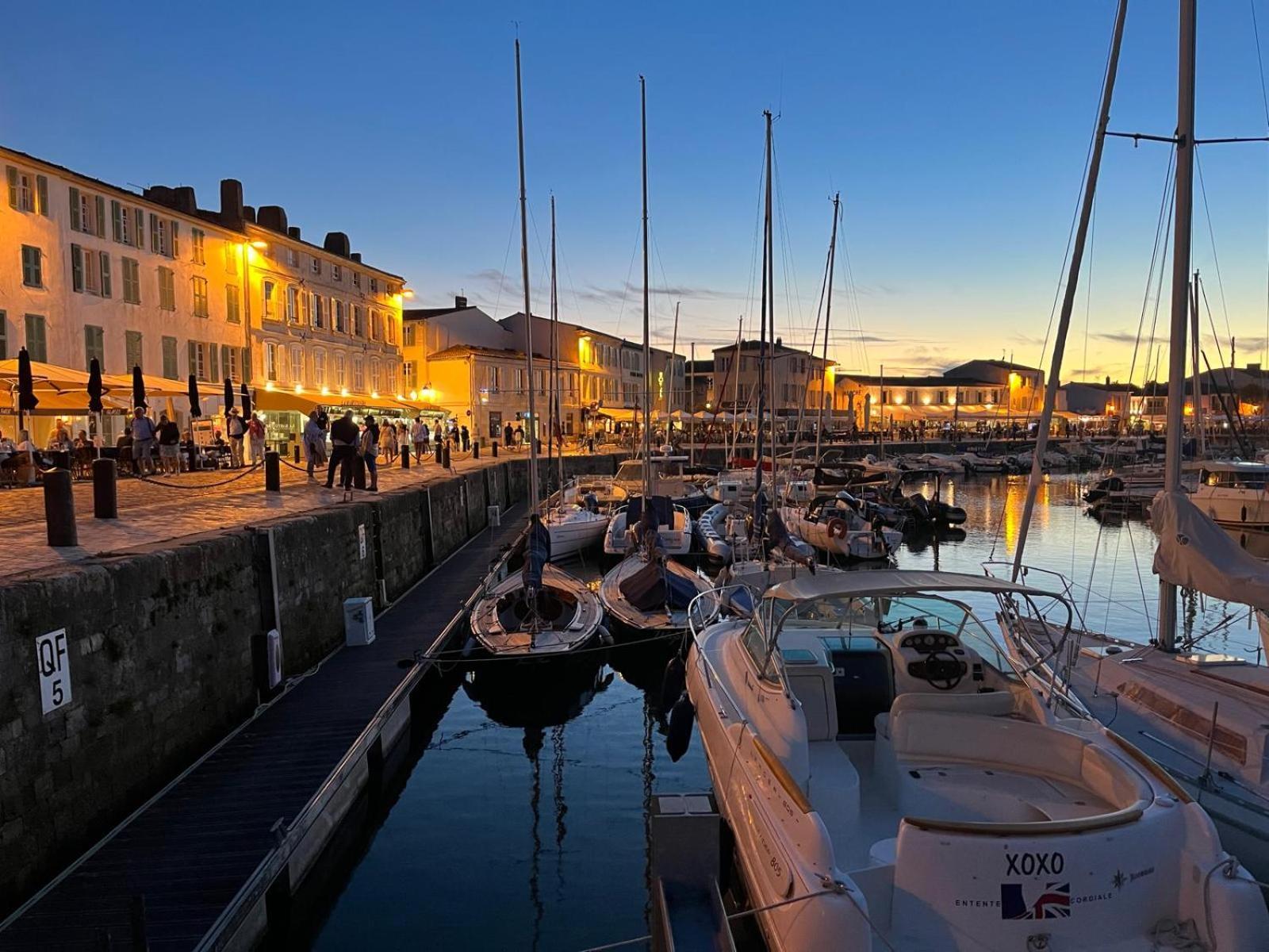 Maison De Vacances Entiere A 10 Mn De La Rochelle Dompierre-sur-Mer Exteriör bild